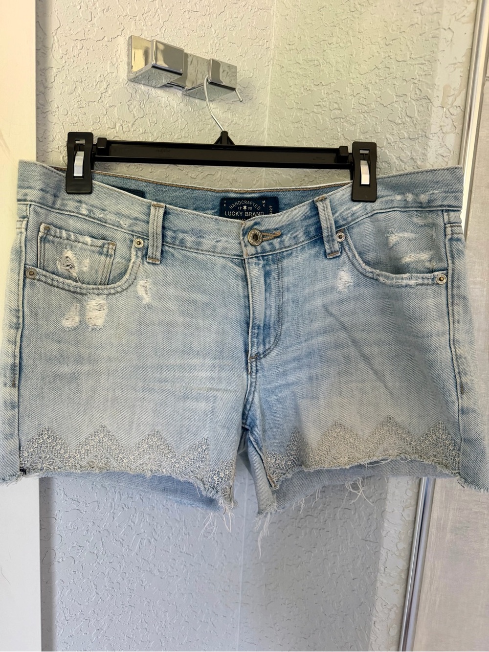 Lucky Brand Light Blue Distressed Embroidered Denim Shorts